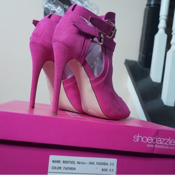 Harlyn peep toe bootie - Picture 6 of 13